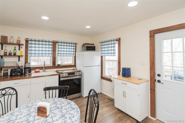 74 Clubhouse Drive, Carmel, NY 10512