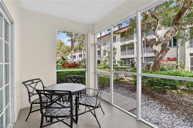 221 9th ST S 114, Naples, FL 34102