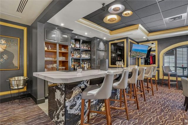 221 9th ST S 114, Naples, FL 34102