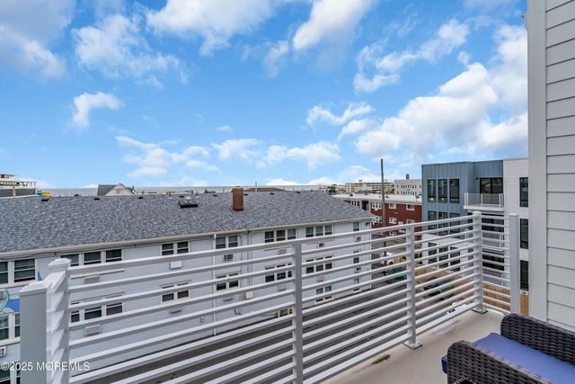 218 3rd Avenue 304, Asbury Park, NJ 07712