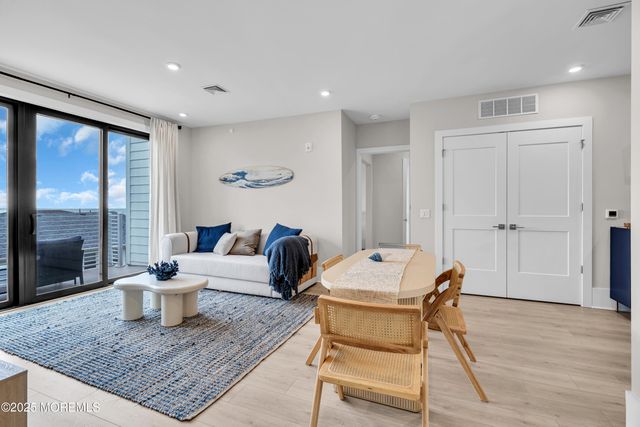 218 3rd Avenue 304, Asbury Park, NJ 07712