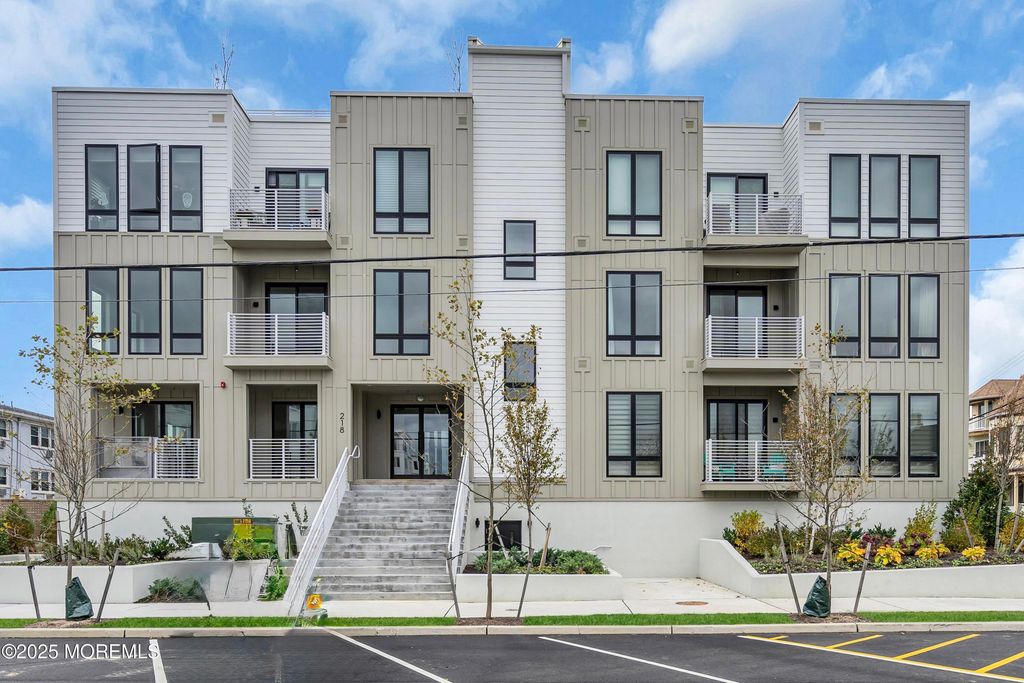 218 3rd Avenue 304, Asbury Park, NJ 07712