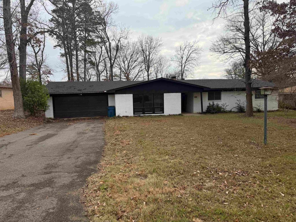 2828 Mary Mack, Marshall, TX 75672