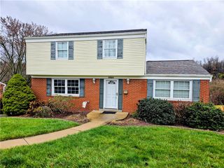 5625 Sandra Drive, Bethel Park, PA 15236