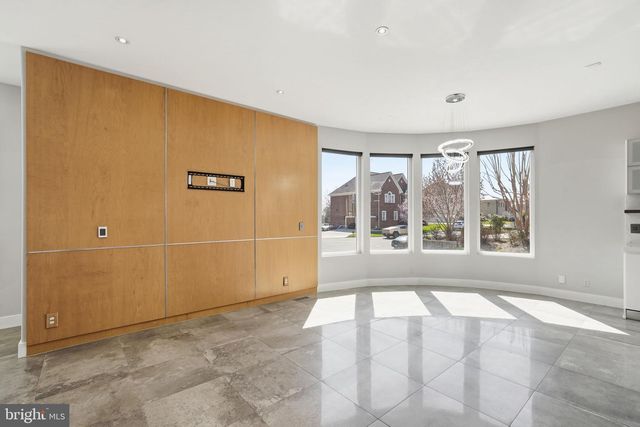 6600 RESERVES HILL CT, Annandale, VA 22003