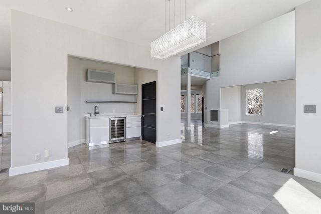 6600 RESERVES HILL CT, Annandale, VA 22003