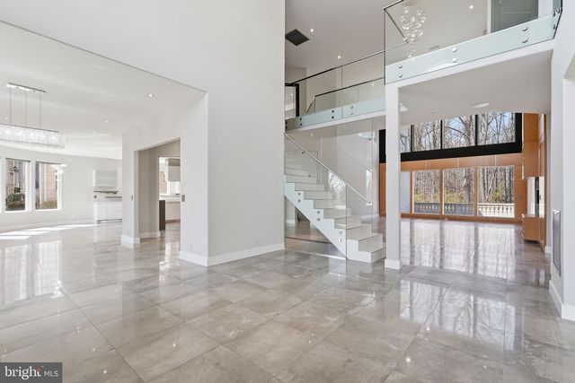 6600 RESERVES HILL CT, Annandale, VA 22003
