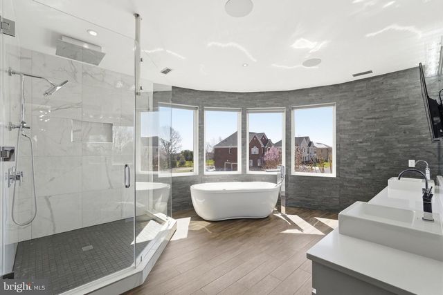 6600 RESERVES HILL CT, Annandale, VA 22003