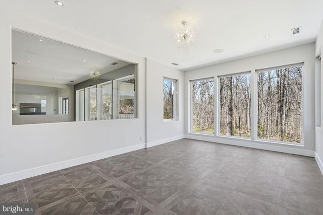 6600 RESERVES HILL CT, Annandale, VA 22003