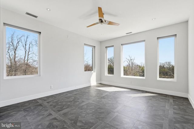 6600 RESERVES HILL CT, Annandale, VA 22003