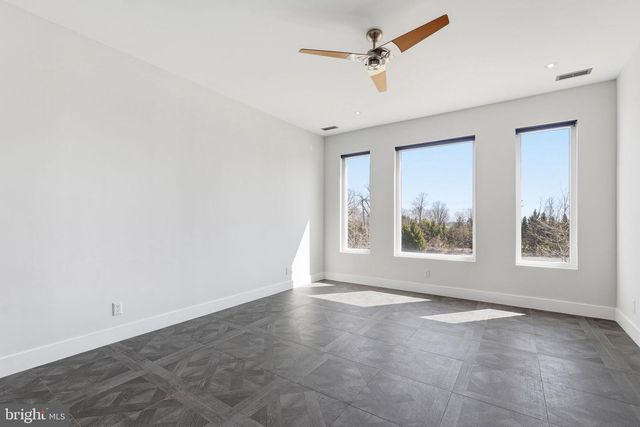 6600 RESERVES HILL CT, Annandale, VA 22003