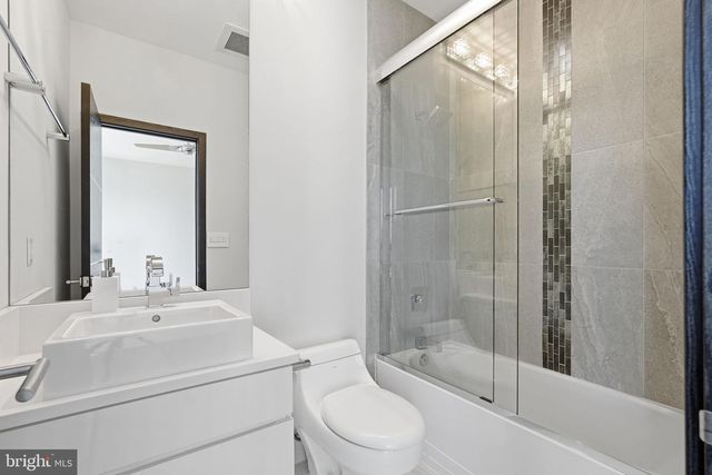 6600 RESERVES HILL CT, Annandale, VA 22003