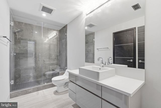 6600 RESERVES HILL CT, Annandale, VA 22003