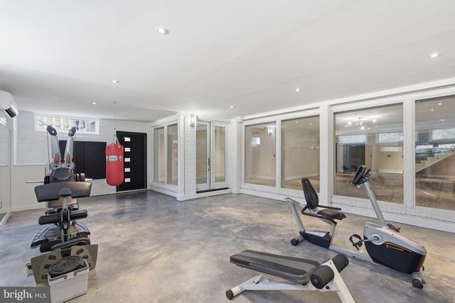 6600 RESERVES HILL CT, Annandale, VA 22003