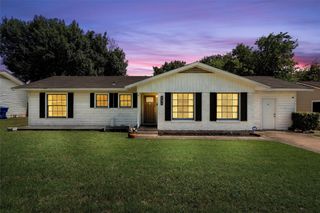 4620 Colonial Avenue, Waco, TX 76710