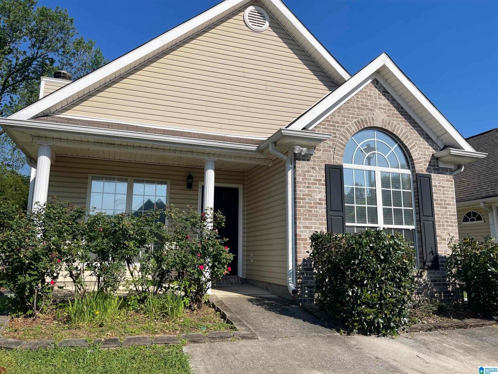 196 HIDDEN CREEK PARKWAY, Pelham, AL 35124