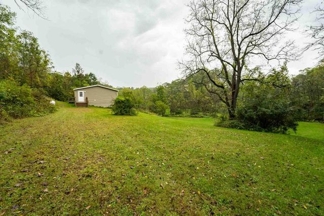 E11695 Chadwick Hollow Road, Viola, WI 54664