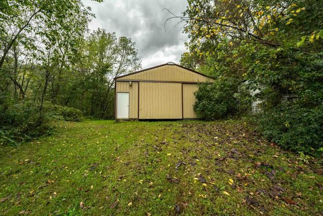 E11695 Chadwick Hollow Road, Viola, WI 54664