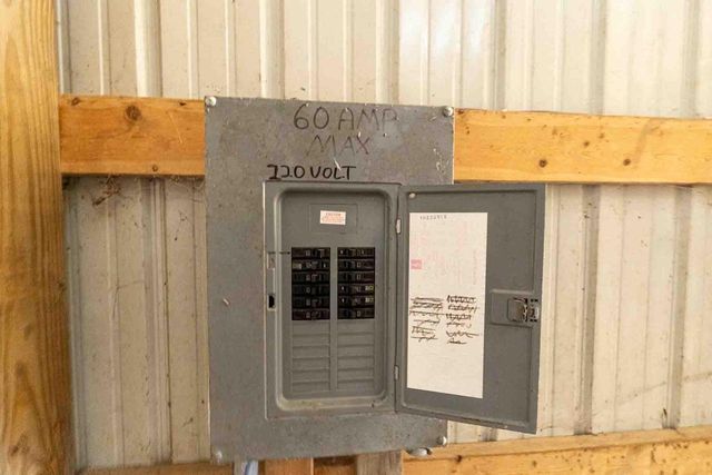 E11695 Chadwick Hollow Road, Viola, WI 54664