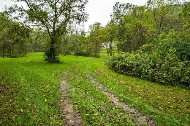 E11695 Chadwick Hollow Road, Viola, WI 54664