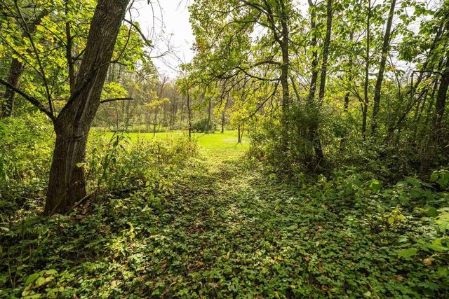 E11695 Chadwick Hollow Road, Viola, WI 54664