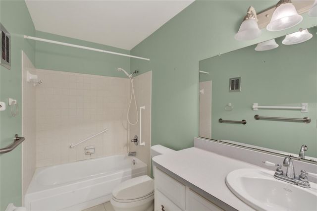 200 EL CAMINO DRIVE 306, Winter Haven, FL 33884