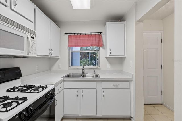 200 EL CAMINO DRIVE 306, Winter Haven, FL 33884