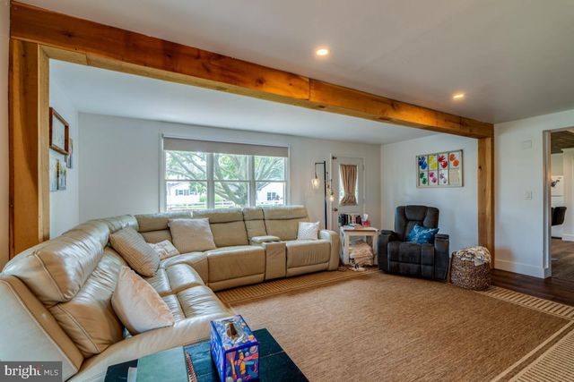 48 HATVILLE RD, Gordonville, PA 17529