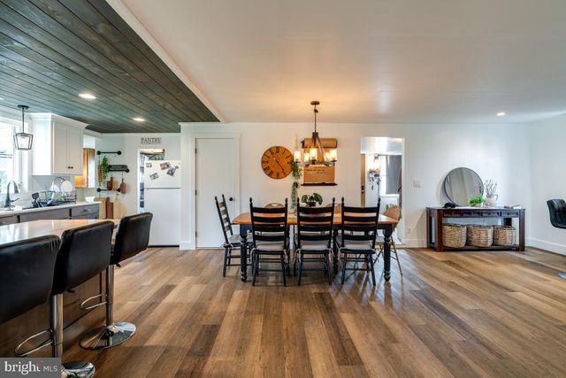 48 HATVILLE RD, Gordonville, PA 17529