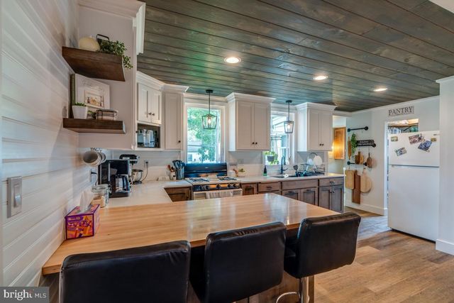 48 HATVILLE RD, Gordonville, PA 17529