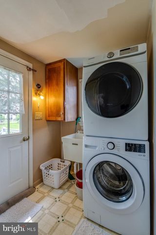 48 HATVILLE RD, Gordonville, PA 17529