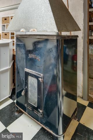 48 HATVILLE RD, Gordonville, PA 17529