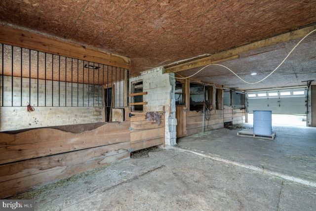 48 HATVILLE RD, Gordonville, PA 17529