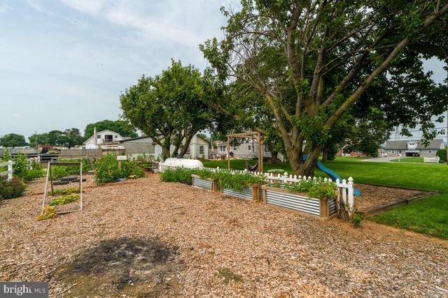 48 HATVILLE RD, Gordonville, PA 17529