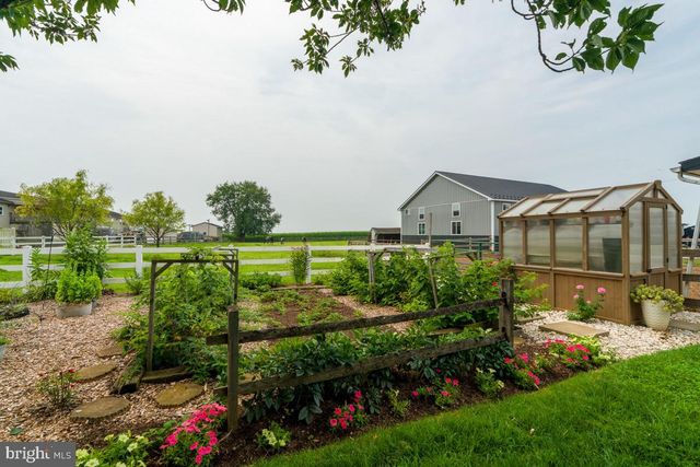 48 HATVILLE RD, Gordonville, PA 17529