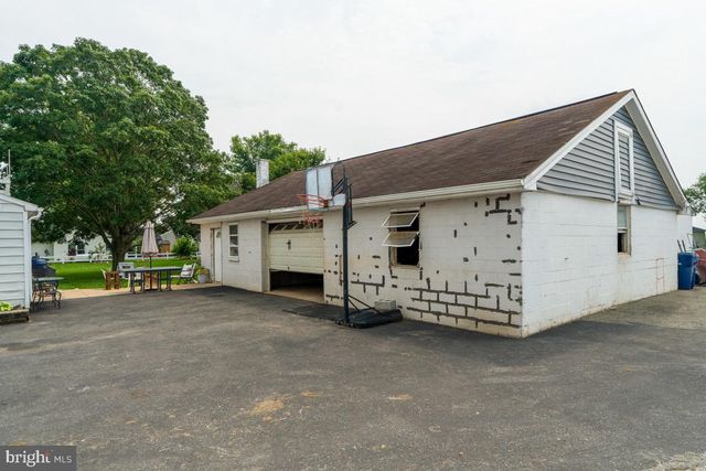 48 HATVILLE RD, Gordonville, PA 17529