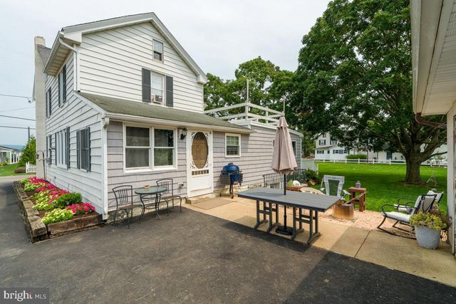 48 HATVILLE RD, Gordonville, PA 17529