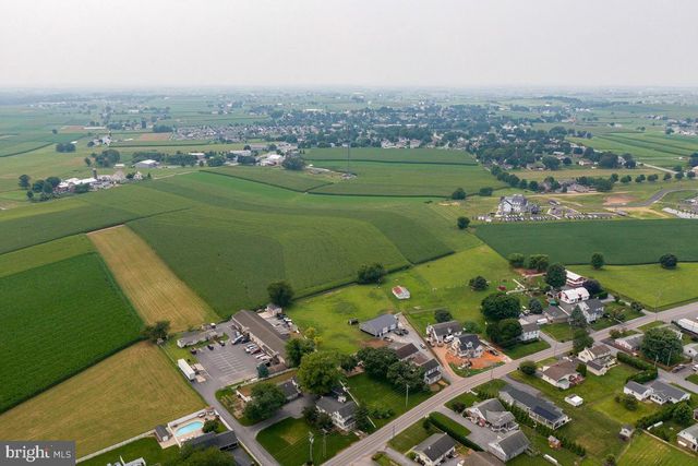 48 HATVILLE RD, Gordonville, PA 17529