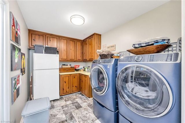 931,935 Don Bare Road, Jefferson, NC 28640