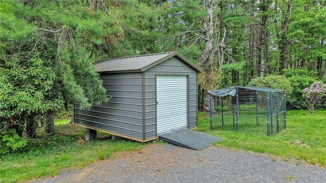 931,935 Don Bare Road, Jefferson, NC 28640