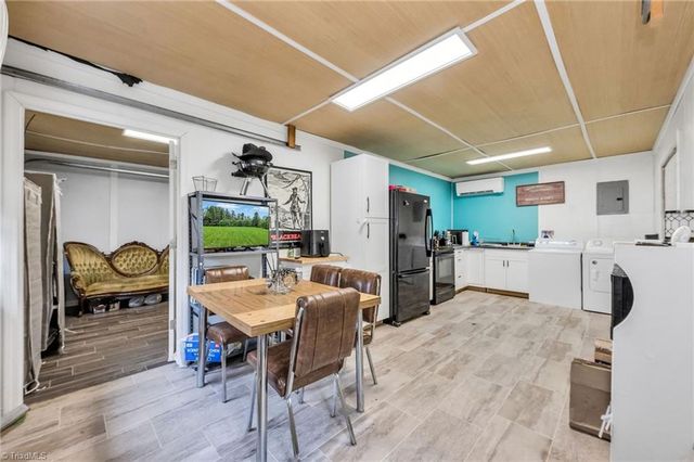 931,935 Don Bare Road, Jefferson, NC 28640