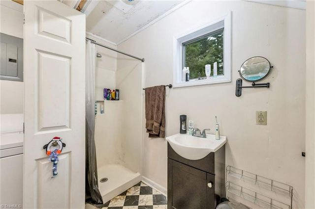 931,935 Don Bare Road, Jefferson, NC 28640