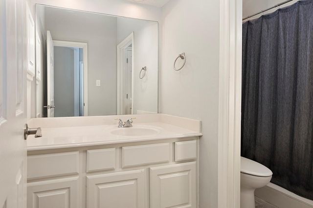 6 Thornbush Place, The Woodlands, TX 77381