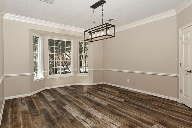 6 Thornbush Place, The Woodlands, TX 77381