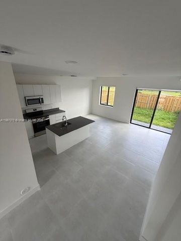 18944 SW 344th Ter, Homestead, FL 33034