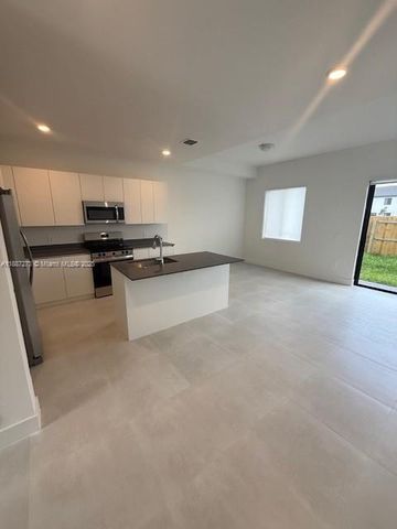 18944 SW 344th Ter, Homestead, FL 33034