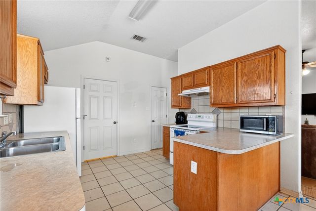 2907 Hydrangea Avenue, Killeen, TX 76549