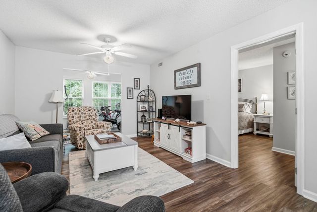 128 Egret Run Ln Unit 423, Pawleys Island, SC 29585
