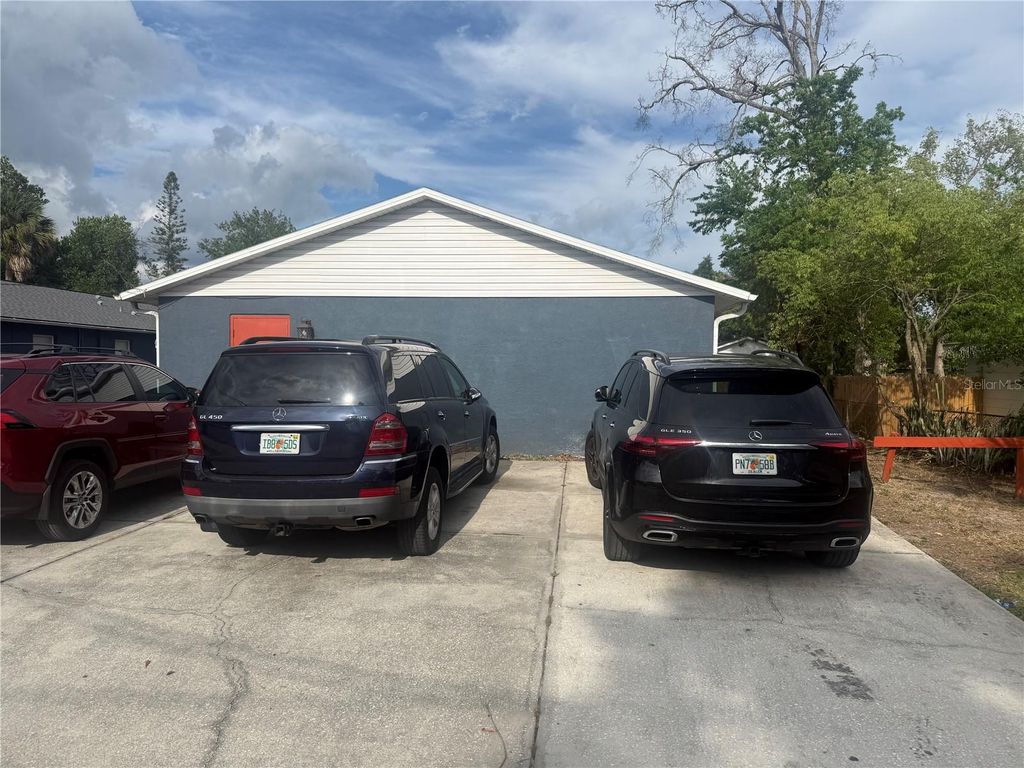 3417 TEMPLE STREET B, Tampa, FL 33619
