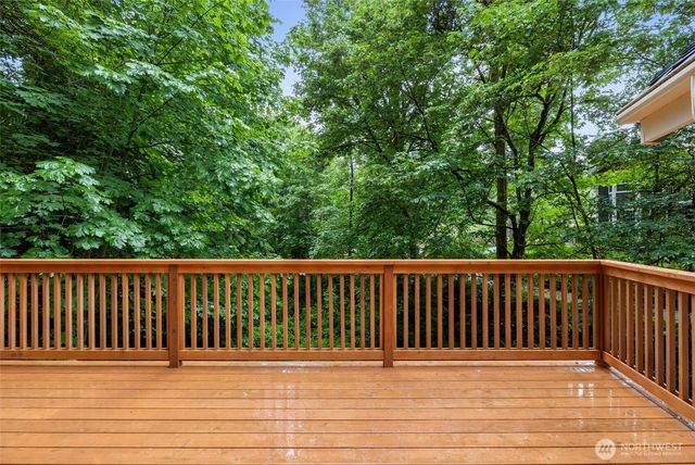 23006 35th Avenue W, Brier, WA 98036